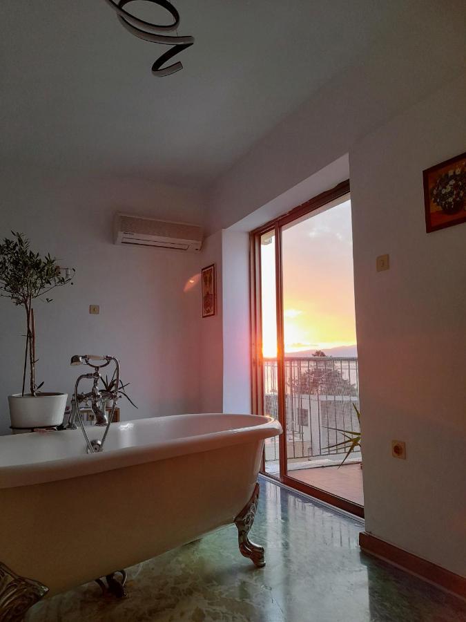 Artemida Apartment Loutra Edipsou  Exterior photo